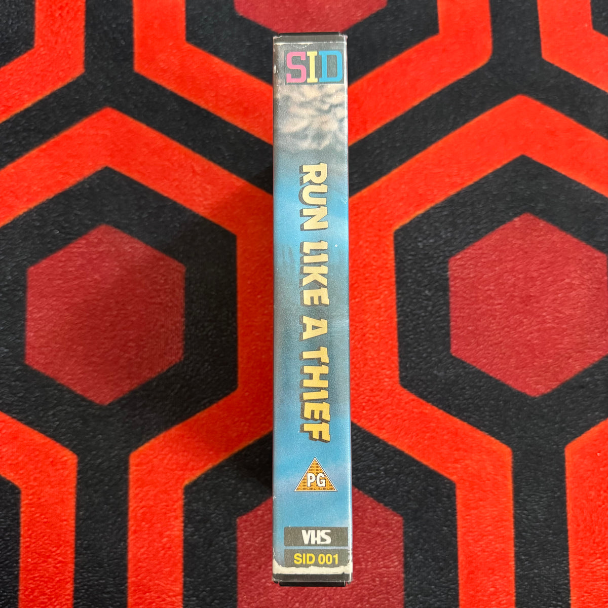 Run Like a Thief Ex Rental VHS Video (1967) SID001