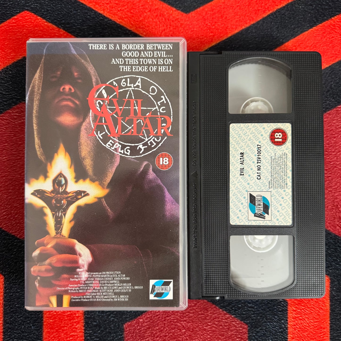 Evil Altar VHS Video (1988) TSV10017