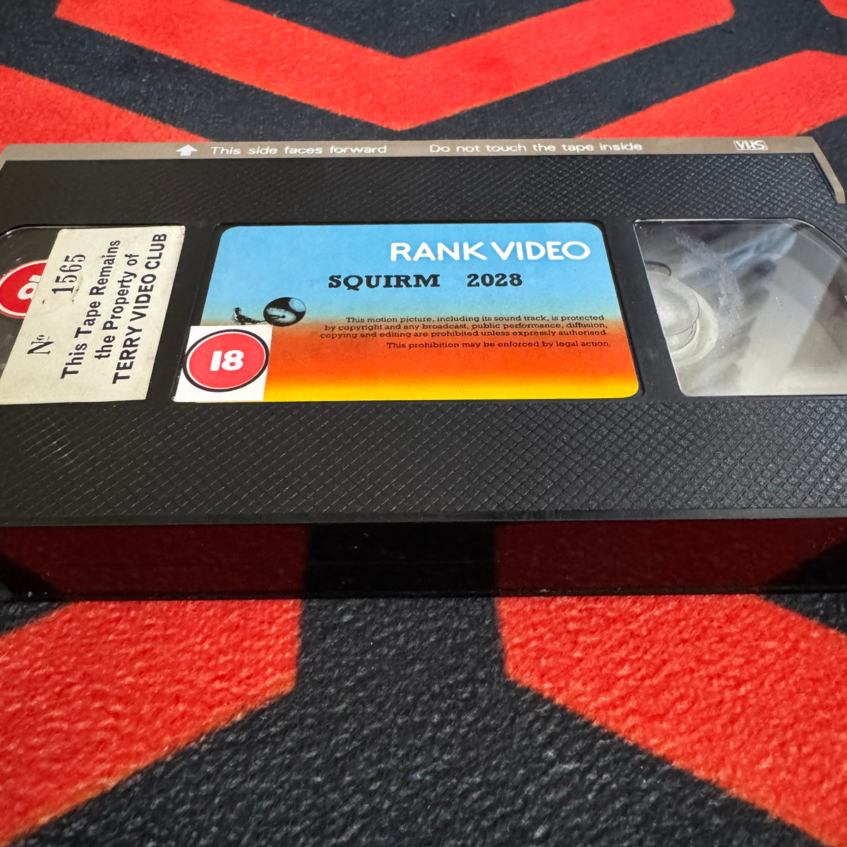 Squirm Ex Rental VHS Video (1976) 2028Y [MOULD]