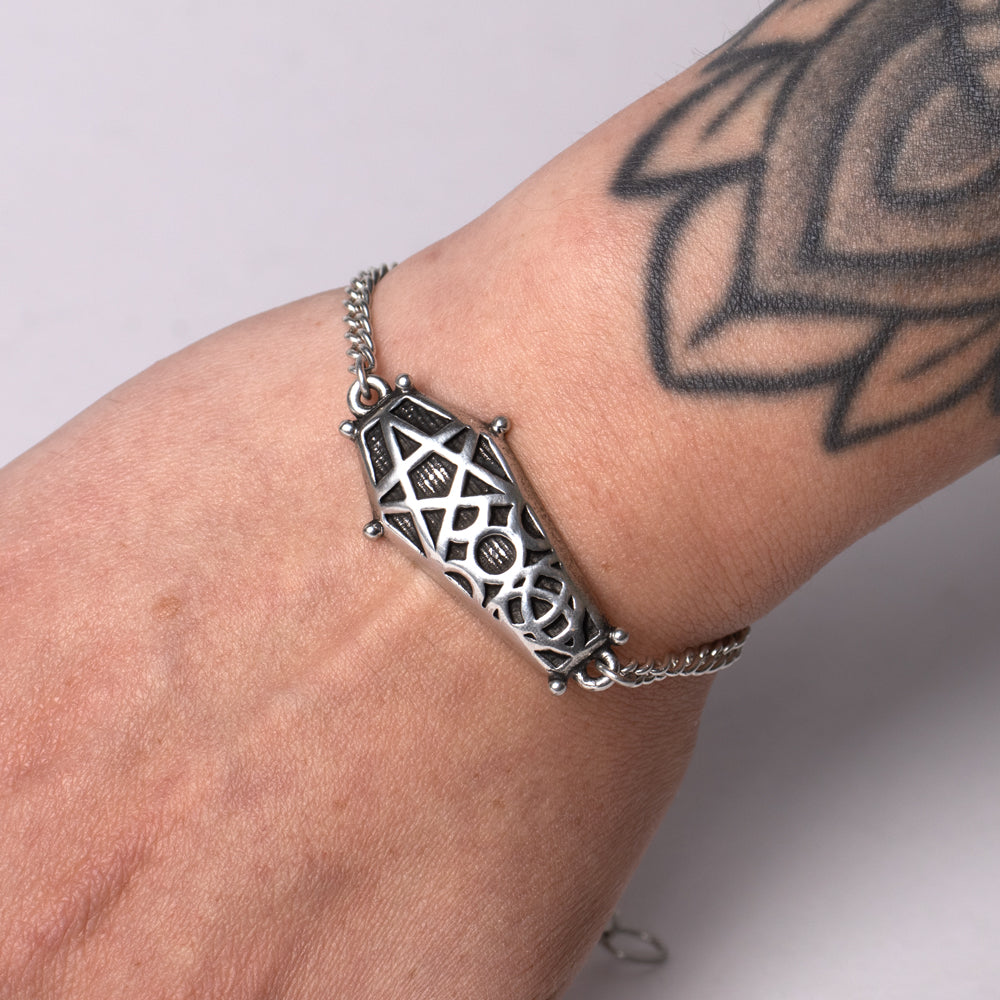 Alchemy Gothic Hex Coffin Bracelet/Wrist Chain (A144)