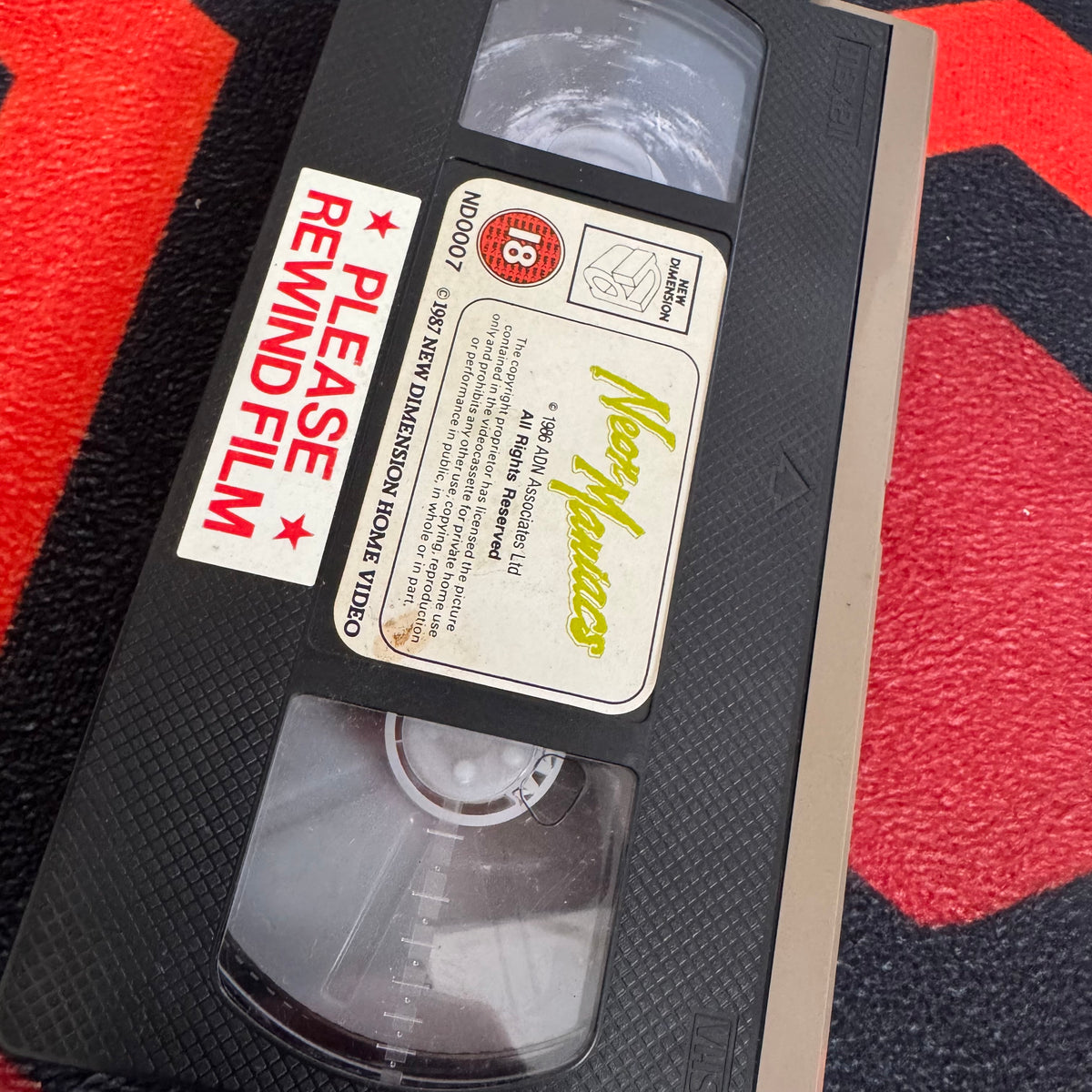 Neon Maniacs Ex Rental VHS Video (1986) ND0007 [MOULD]