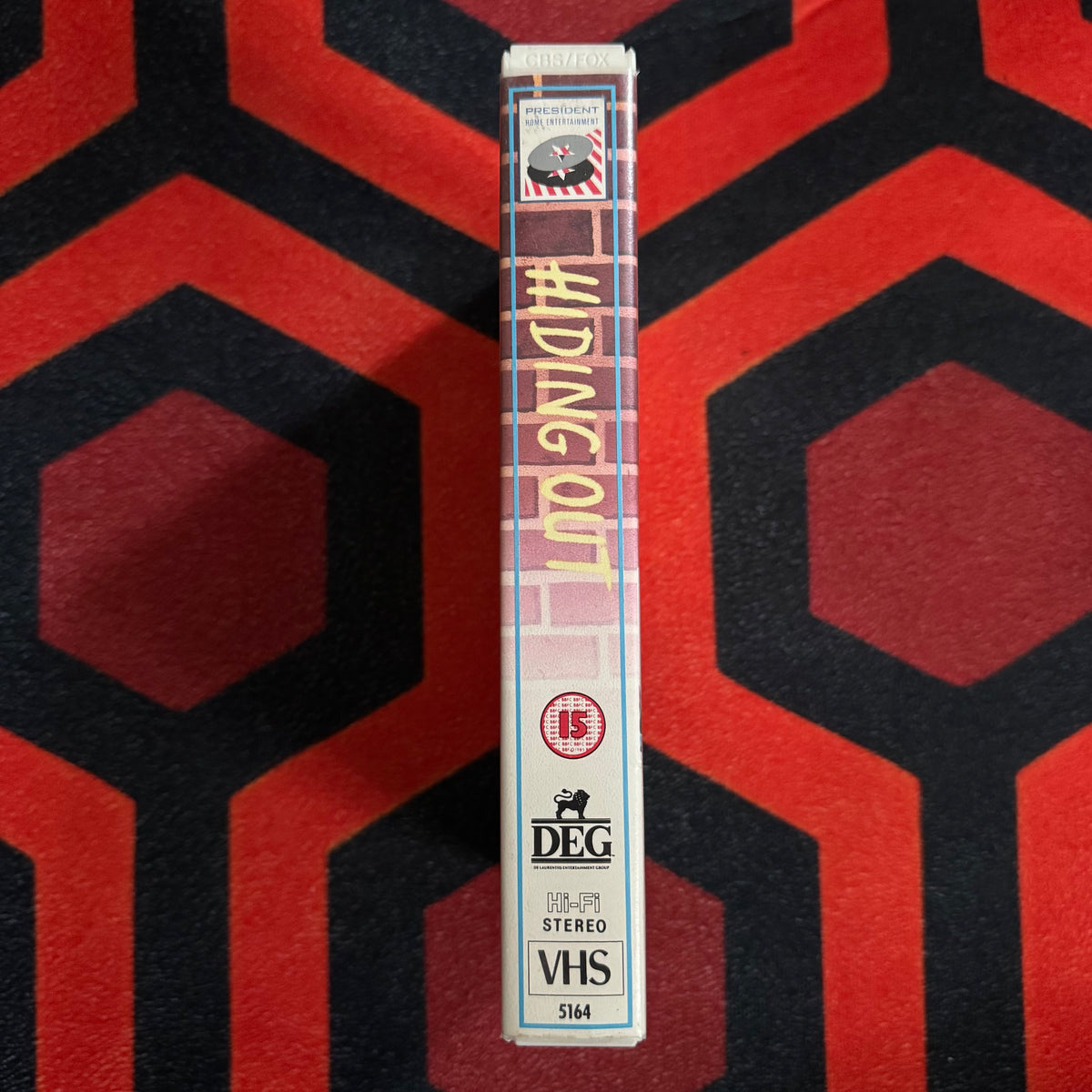 Hiding Out Ex Rental VHS Video (1987) 5164 [MOULD]