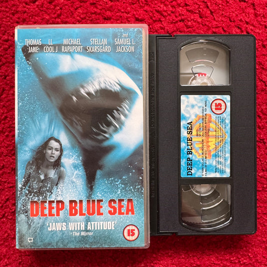 Deep Blue Sea VHS Video (1999) S017242