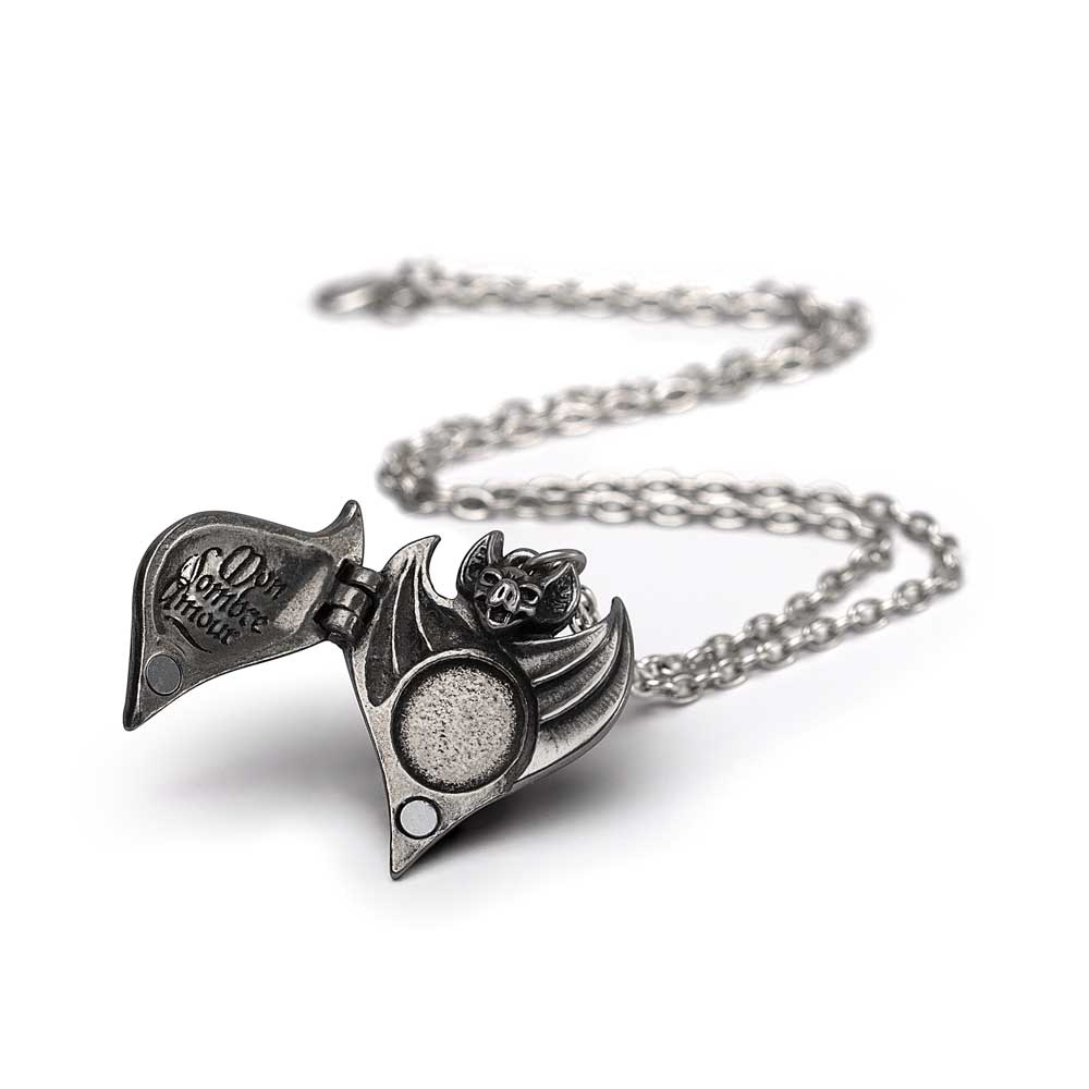 Alchemy Gothic Darken Heart Locket (P949)