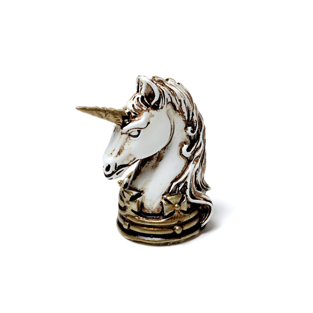 Alchemy Gothic Unicorn: Miniature Model (VM2)