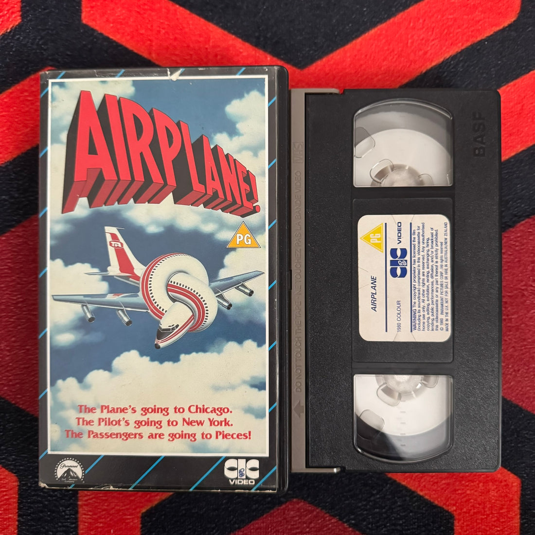 Airplane! VHS Video (1980) VHR2029 – Horror Stock