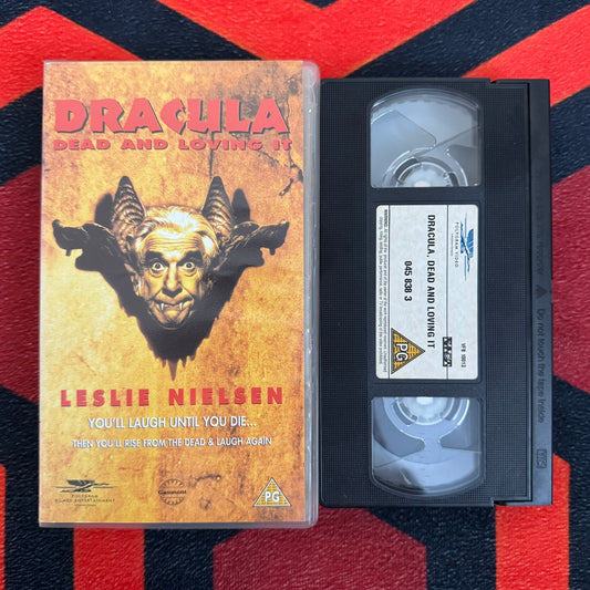 Dracula Dead and Loving It VHS Video (1995) 458383