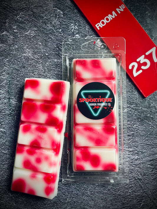 Redrum The Shining Wax Melt - Mandarin & Red Berries