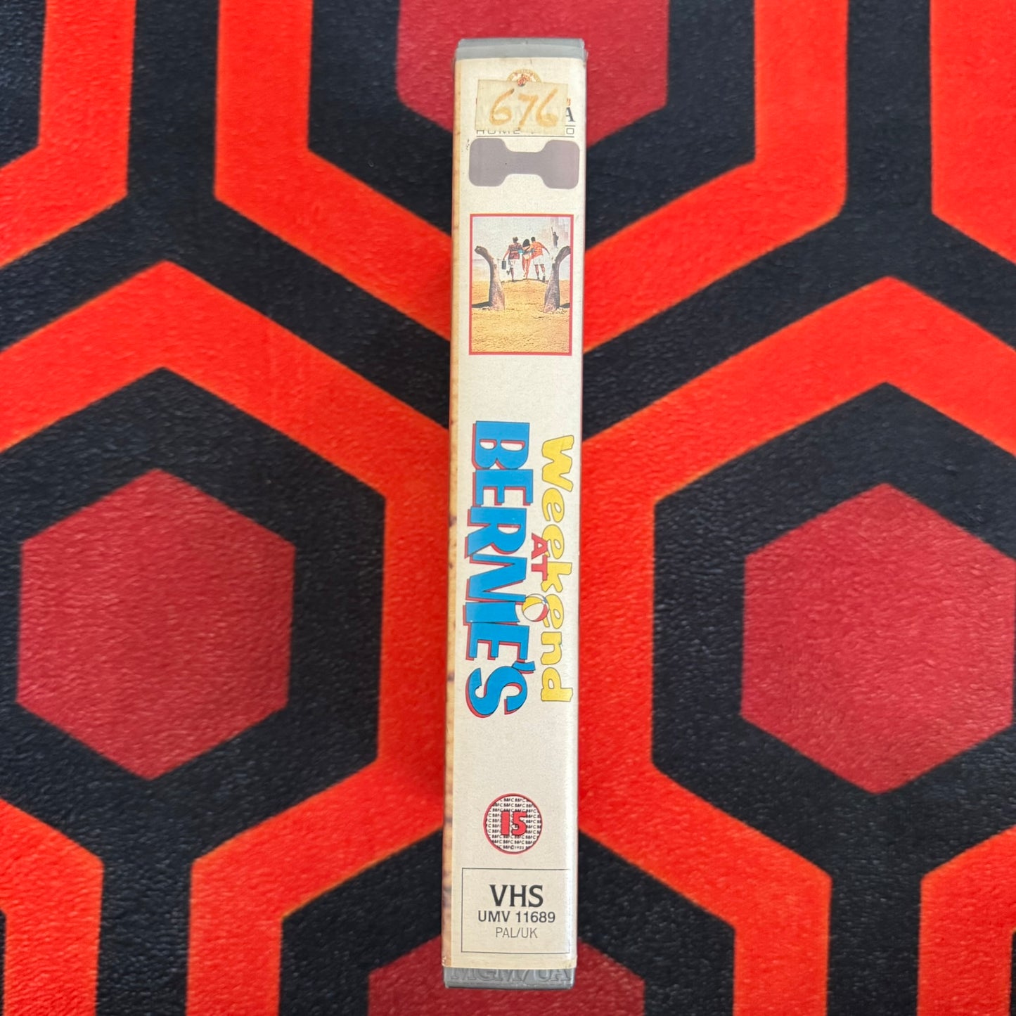 Weekend at Bernie's Ex Rental VHS Video (1989) UMV11689