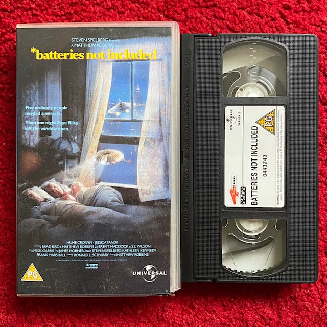 Batteries Not Included VHS Video (1987) 443743 – Horror Stock