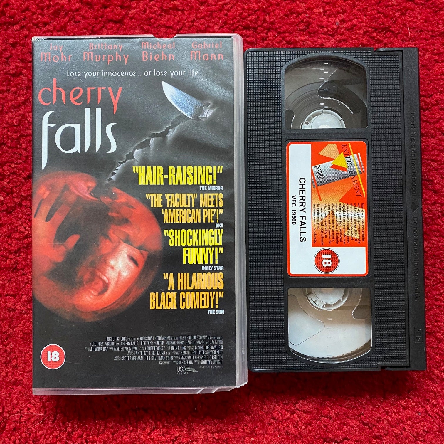 Cherry Falls VHS Video 2000 EVS1406